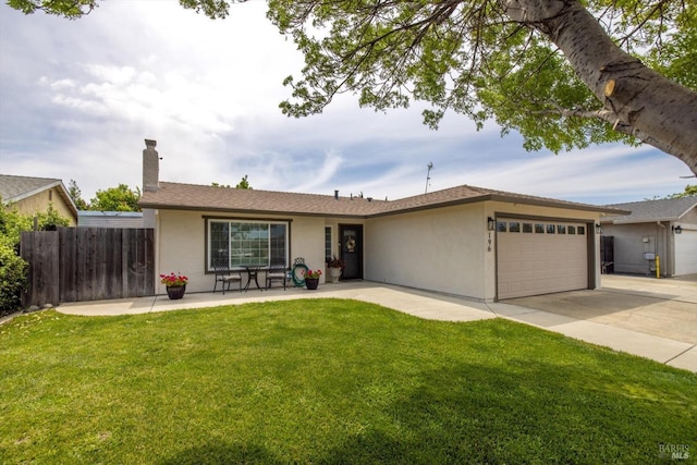 single story home featuring fence, driveway, a garage, stucco siding, and a front yard