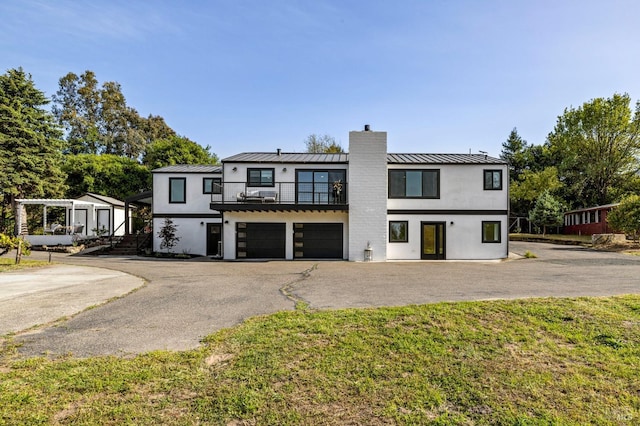 3314 Gravenstein Hwy S, Sebastopol, CA 95472 - view of front of property featuring a standing seam roof, a balcony, and metal roof