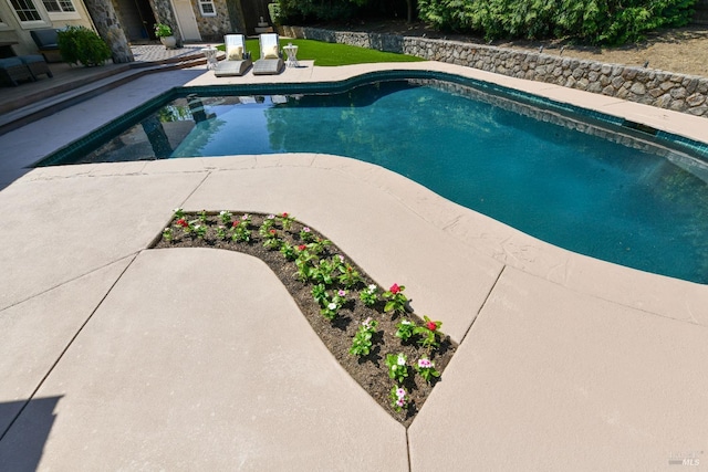 2555 Edgewater Dr, Napa, CA 94558 - pool with a patio