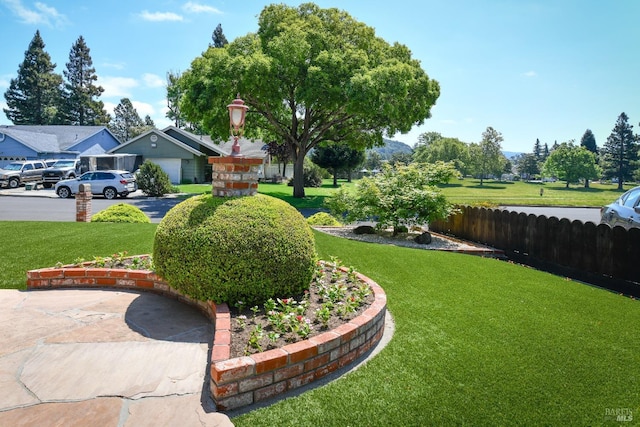 2555 Edgewater Dr, Napa, CA 94558 - view of yard with fence