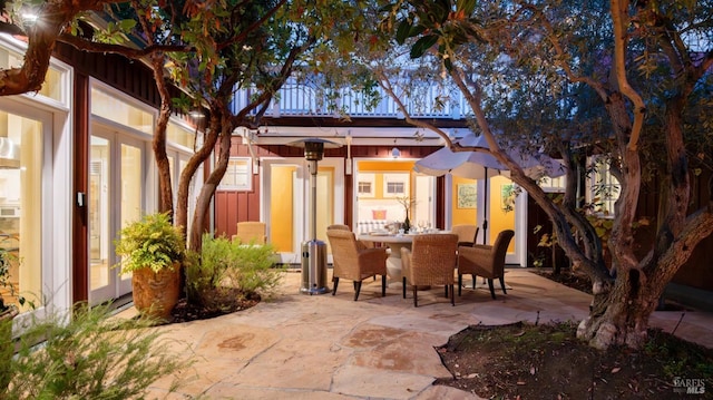 view of patio with outdoor dining space