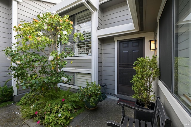 view of property entrance