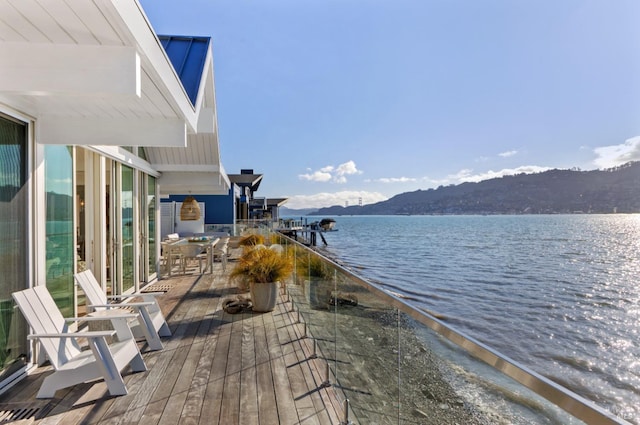 27 W Shore Rd, Belvedere, CA 94920 - exterior space featuring a mountainous background