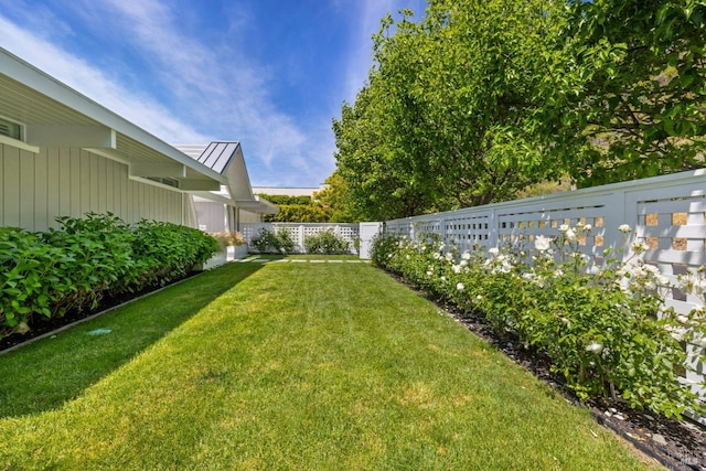 27 W Shore Rd, Belvedere, CA 94920 - view of yard
