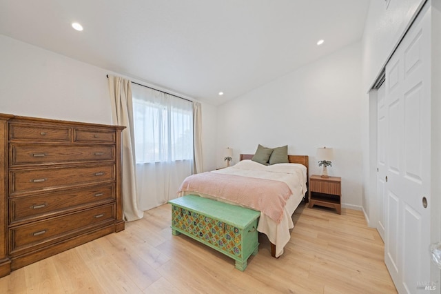 624 N Regatta Dr, Vallejo, CA 94591 - bedroom featuring a closet, light wood-type flooring, and recessed lighting