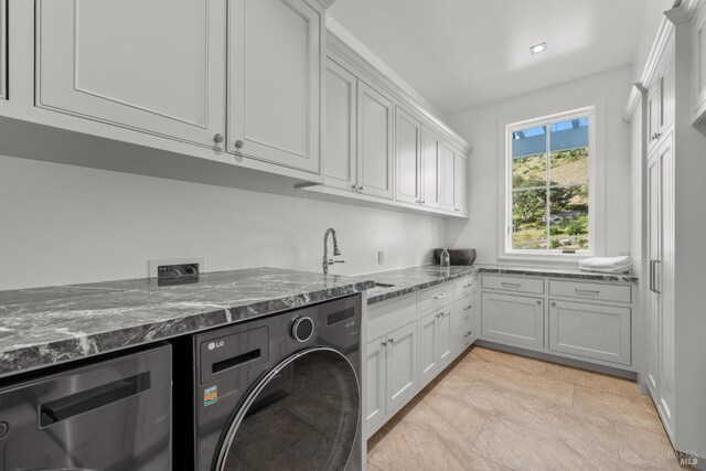 2509 Madrona Ave, Saint Helena, CA 94574 - laundry room featuring washer / clothes dryer, cabinet space, beverage cooler, and a sink
