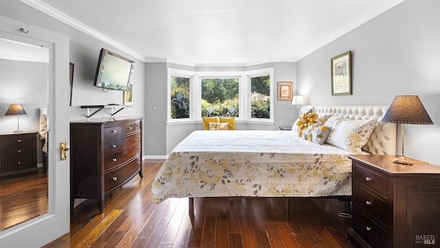 2267 Westside Rd, Healdsburg, CA 95448 - bedroom with dark wood-type flooring, crown molding, and baseboards