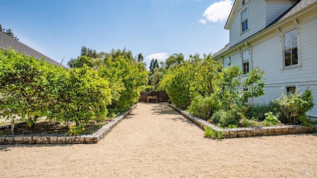 643 3rd St, Napa, CA 94559 - view of yard
