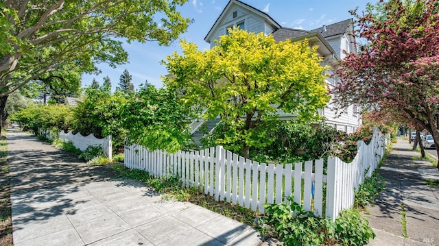 643 3rd St, Napa, CA 94559 - view of property exterior with a fenced front yard