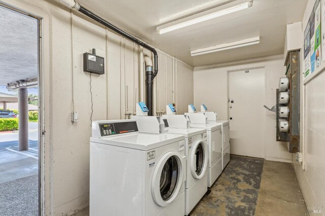 952 Lea Dr, San Rafael, CA 94903 - shared laundry area with independent washer and dryer