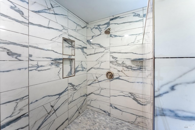 32211 Condor Rd, Willits, CA 95490 - bathroom with a tile shower
