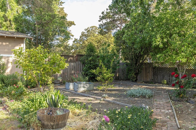 689 Rio Vista Dr, Napa, CA 94558 - fenced backyard featuring a garden