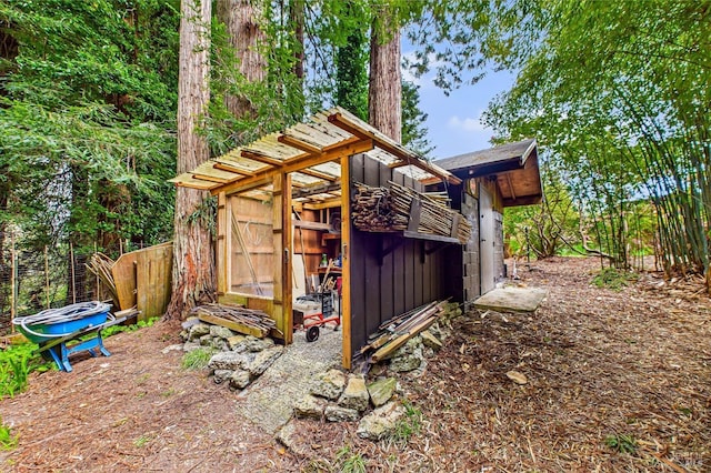 2300 S St, Eureka, CA 95501 - view of outbuilding with an outbuilding