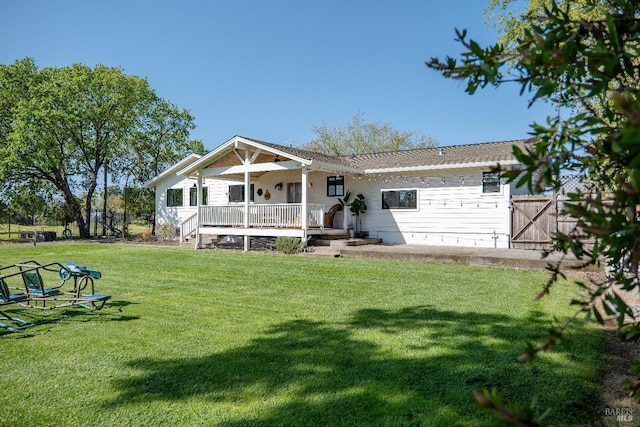 6820 Day Rd, Windsor, CA 95492 - view of front of home with covered porch and a front lawn