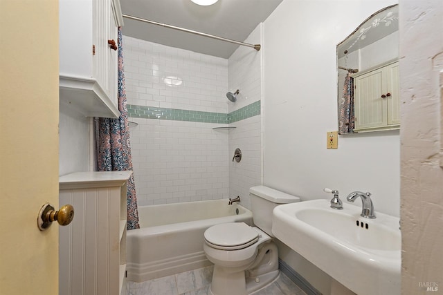 10 Wildwood Ln, Cazadero, CA 95421 - bathroom with toilet, shower / tub combo, and a sink
