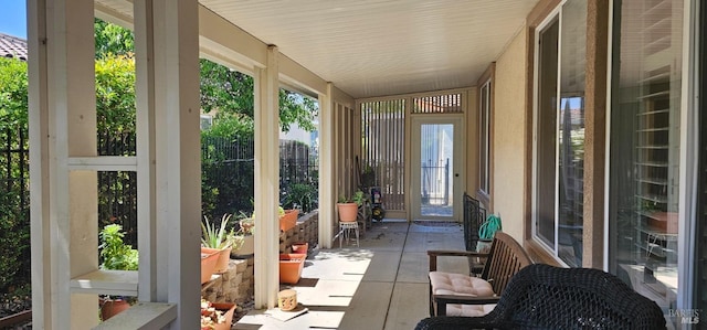 611 Twin Lakes Ln, Rio Vista, CA 94571 - sunroom / solarium with plenty of natural light