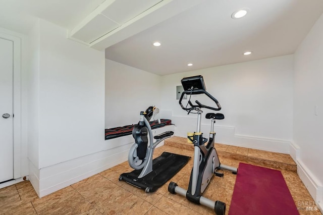 workout room with recessed lighting and baseboards