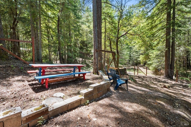 24580 Lilac Rd, Willits, CA 95490 - view of yard featuring a forest view
