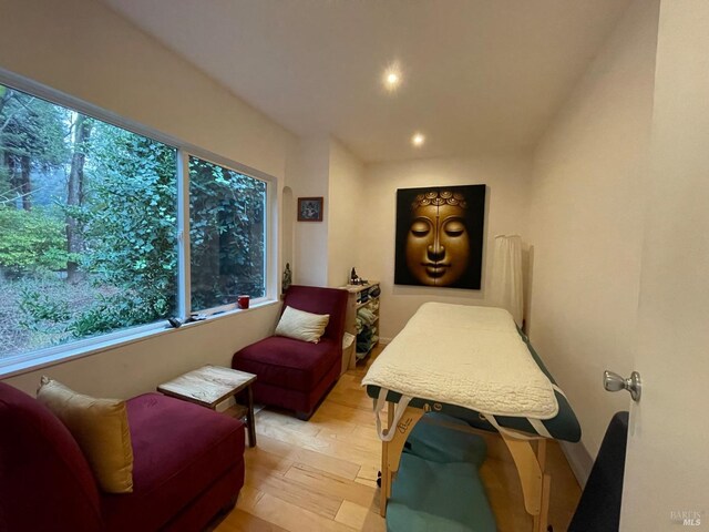 10 Millwood St, Mill Valley, CA 94941 - view of sunroom / solarium