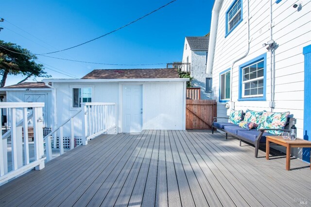7 Sims Ave, Vallejo, CA 94590 - view of wooden terrace