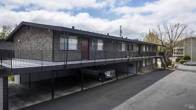 view of home's exterior