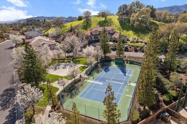 2018 Pinecrest Ct, Vacaville, CA 95688