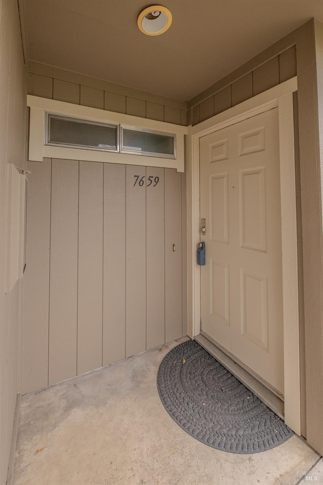 view of entrance to property