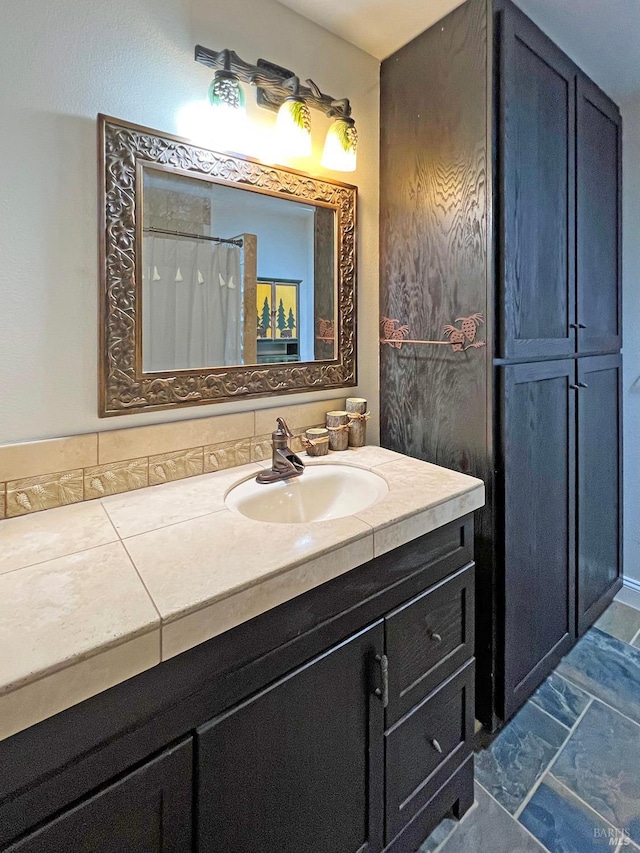 3320 Booth Way, Potter Valley, CA 95469 - full bath featuring vanity