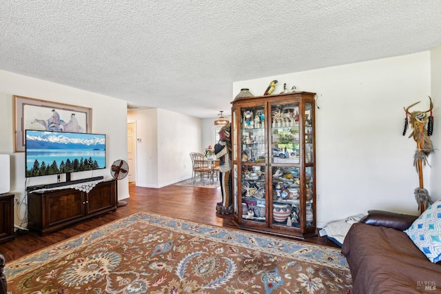 134 Lassen Cir, Vacaville, CA 95687 - living room featuring wood finished floors and a textured ceiling