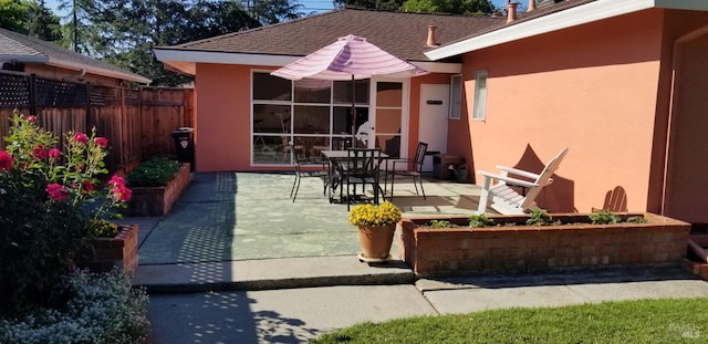 2324 W Park Ave, Napa, CA 94558 - view of patio