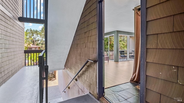 98 Forest Ln, San Rafael, CA 94903 - view of entryway