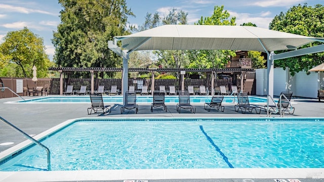 98 Forest Ln, San Rafael, CA 94903 - community pool with fence and a patio area