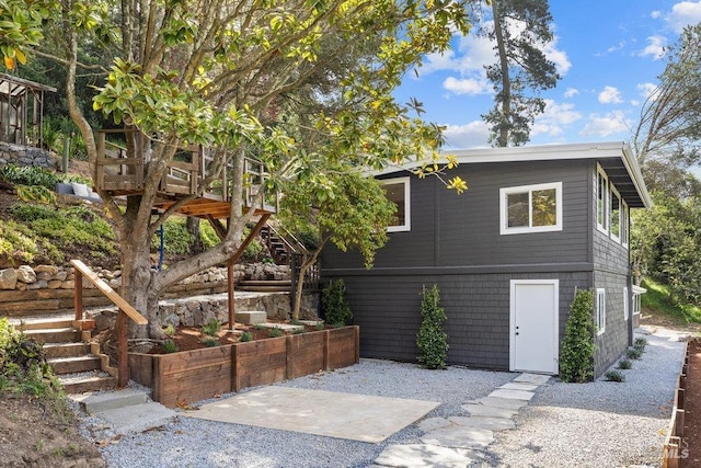 622 Eastwood Way, Mill Valley, CA 94941 - view of front facade with stairway and a patio