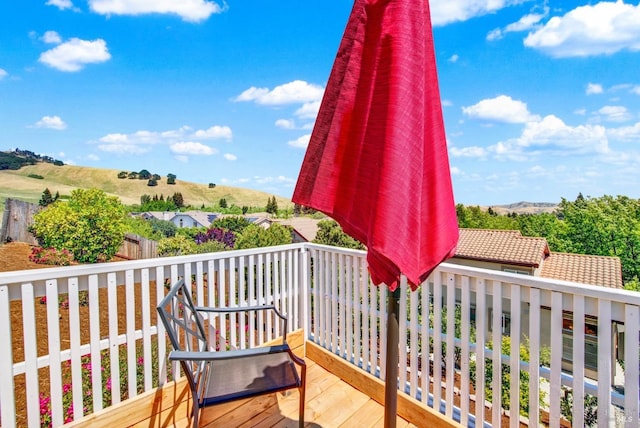 1917 Rollingwood Dr, Fairfield, CA 94534 - view of wooden deck