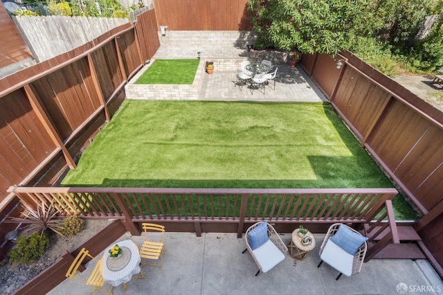 view of yard with a patio