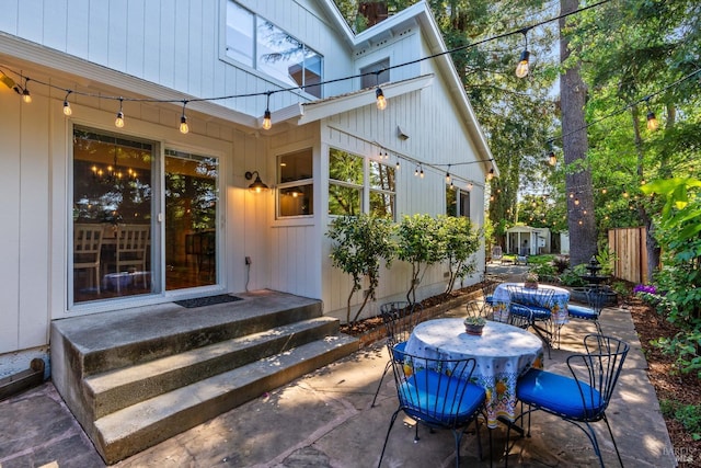14 Ceriani Ct, Napa, CA 94558 - view of patio with outdoor dining area, a balcony, and fence