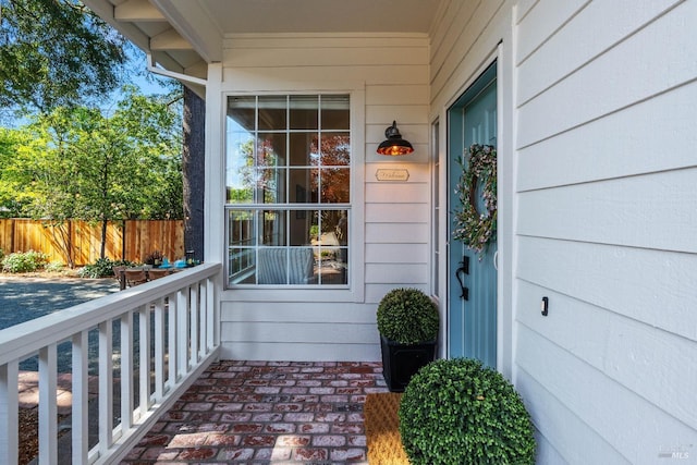 14 Ceriani Ct, Napa, CA 94558 - doorway to property featuring fence and covered porch