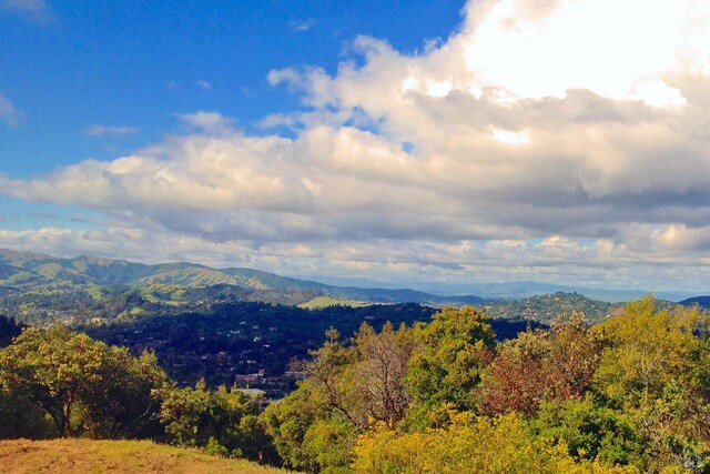 128 Ridgecrest Rd, Kentfield, CA 94904