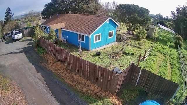 2499 Eastman Ln, Petaluma, CA 94952 - view of side of property featuring fence