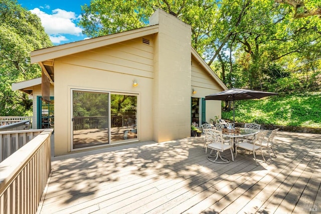 286 Monte Vista Dr, Napa, CA 94559 - deck featuring outdoor dining area