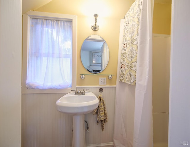 17 Oak Rd, Larkspur, CA 94939 - view of full bathroom