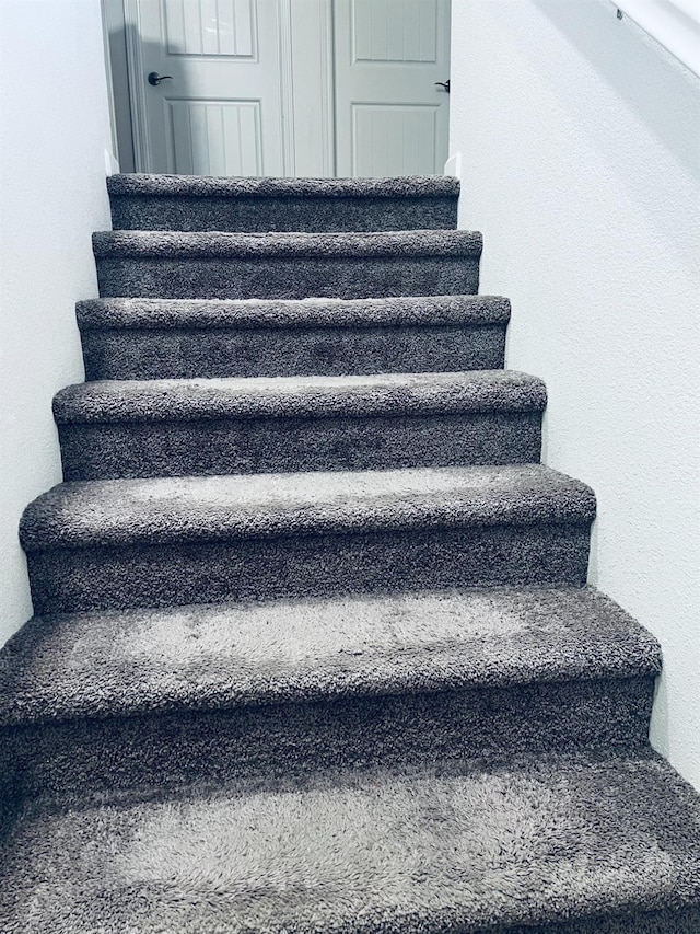 2560 Greg Jarvis Ave, Sacramento, CA 95834 - view of stairs