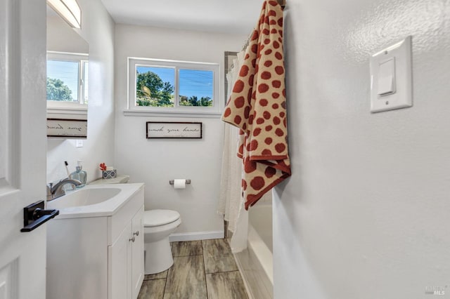 168 Bergwall Way, Vallejo, CA 94591 - bathroom featuring vanity, wood finished floors, and shower / bath combination with curtain