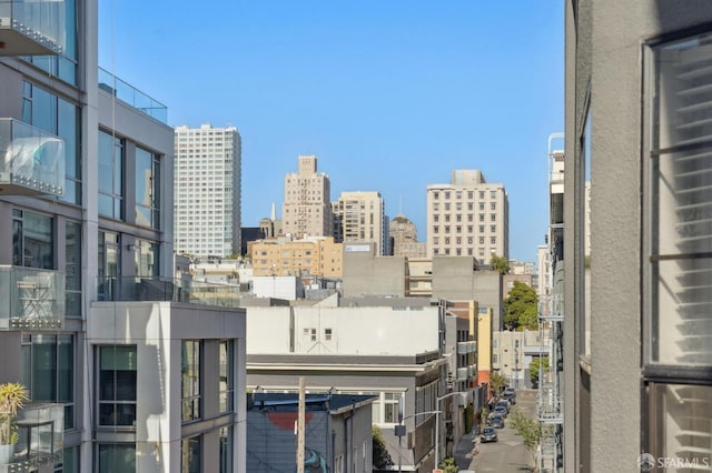 1452 Bush St Unit 9, San Francisco, CA 94109 - view of city skyline