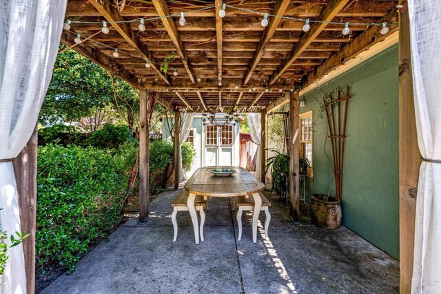 2110 3rd St, Napa, CA 94559 - view of patio / terrace