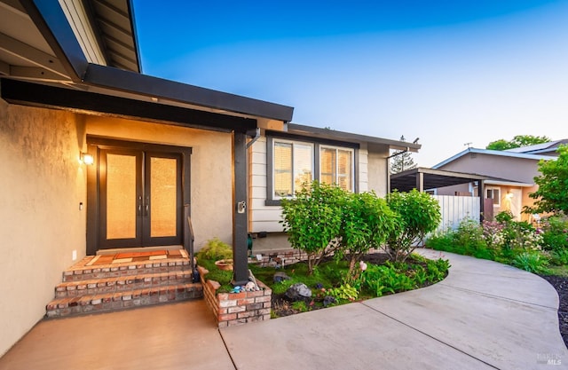 3355 Covey Ct, Napa, CA 94558 - entrance to property with stucco siding and a patio