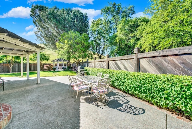 113 Pau Ct, Fairfield, CA 94534 - view of patio / terrace with outdoor dining area and a gazebo