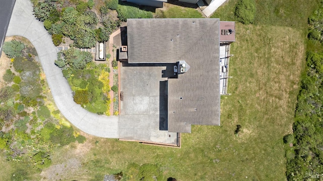 aerial view of property and surrounding area