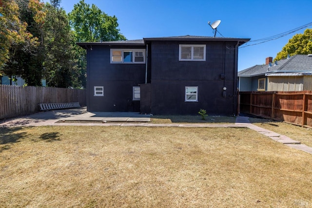 400 Wolfe St, Vallejo, CA 94590 - rear view of property with a patio area