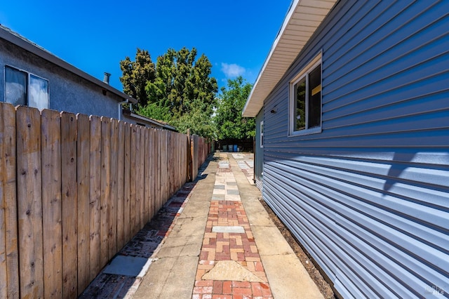 213 Sperry Ave, Vallejo, CA 94590 - view of side of property featuring fence